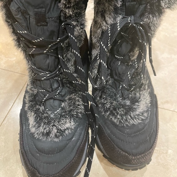 Northface Snowboots - Picture 6 of 6